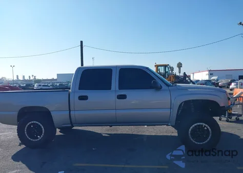 2005 Chevrolet Silverado 1500 Ls from USA, damaged, VIN 2GCEC13T251245029
